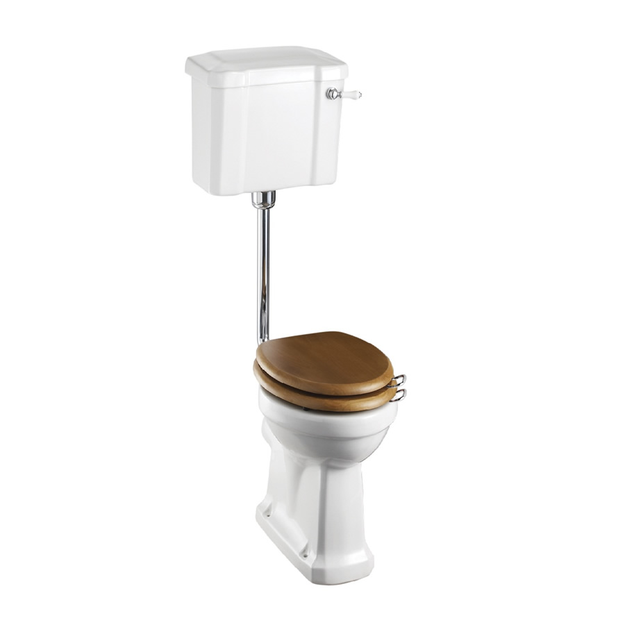 Standard low level WC with 440 lever cistern